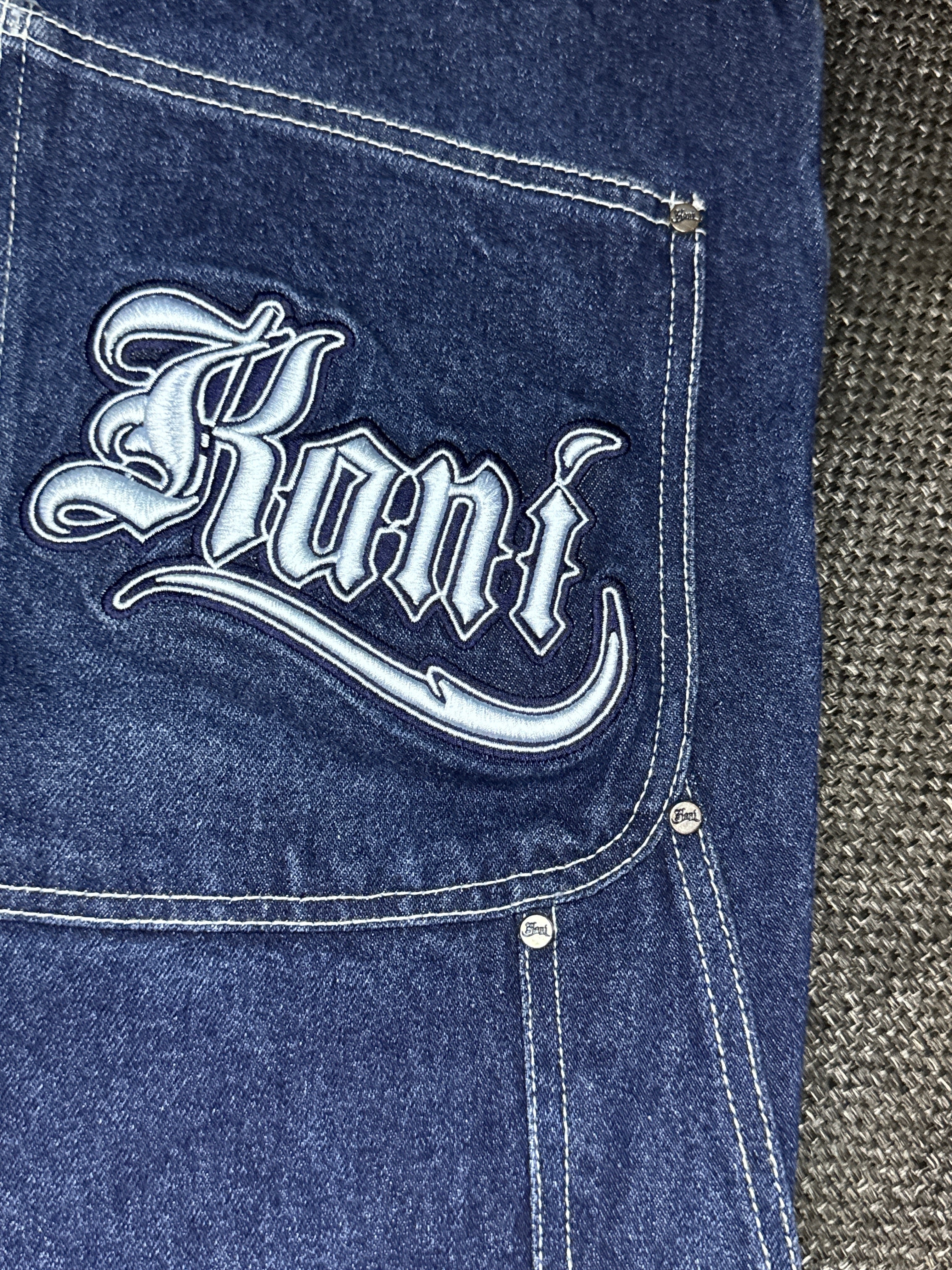 [V0758de] Vintage y2k Karl Kani marineblaue baggy jeans shorts (Street Lyrics - Original Citywear)