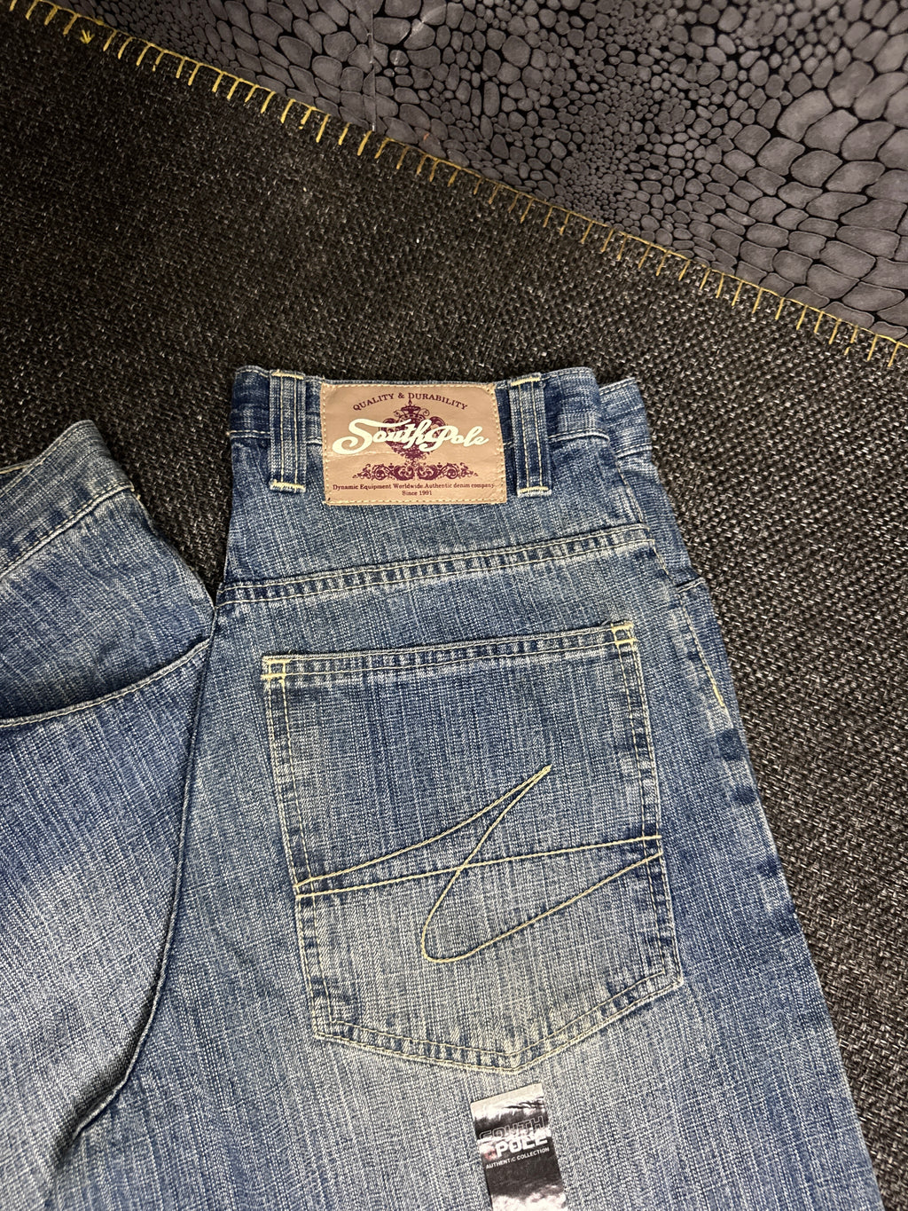 [V0150de] Vintage seltene Southpole y2k / 2000s blaue baggy jeans shorts (Gold Tab)
